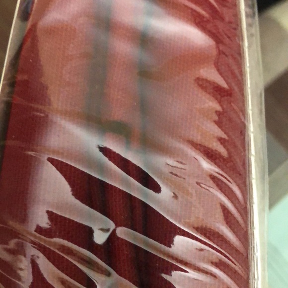 TAB TOP INSULATED CURTAINS NEW NEVER OPEN,includes two 40” wide panels. - Picture 5 of 7